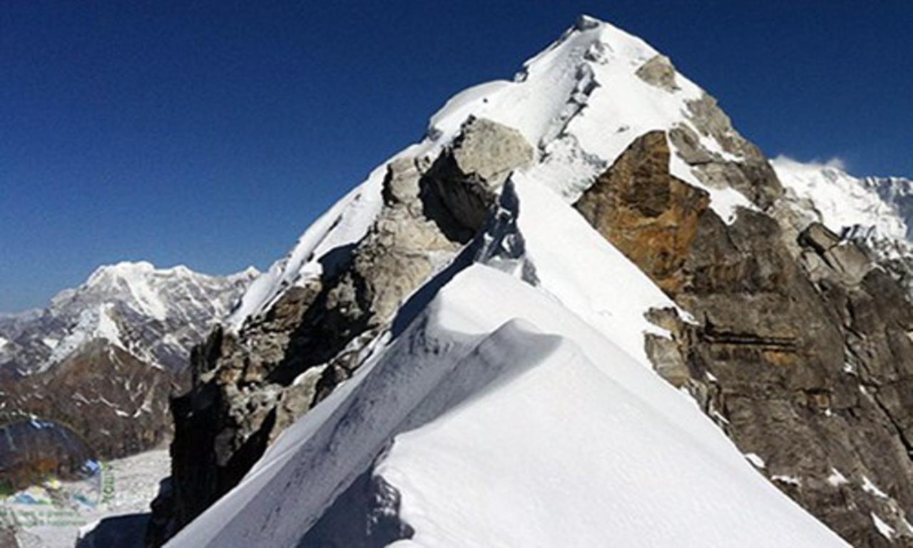 SINGHU CHULI PEAK CLIMBING - ML Makalu Adventure Canada in_th_030_4_sm